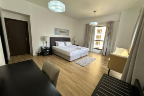 3-Bedroom Apartment in JBR, Shams 1